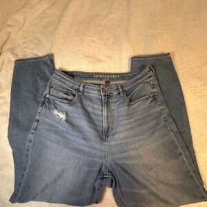 American Eagle Mom Jeans